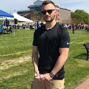 Meet your Posher, Colin